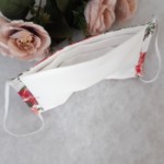 ULIZE Handmade Balta ar sarkanām rozēm Face mask
